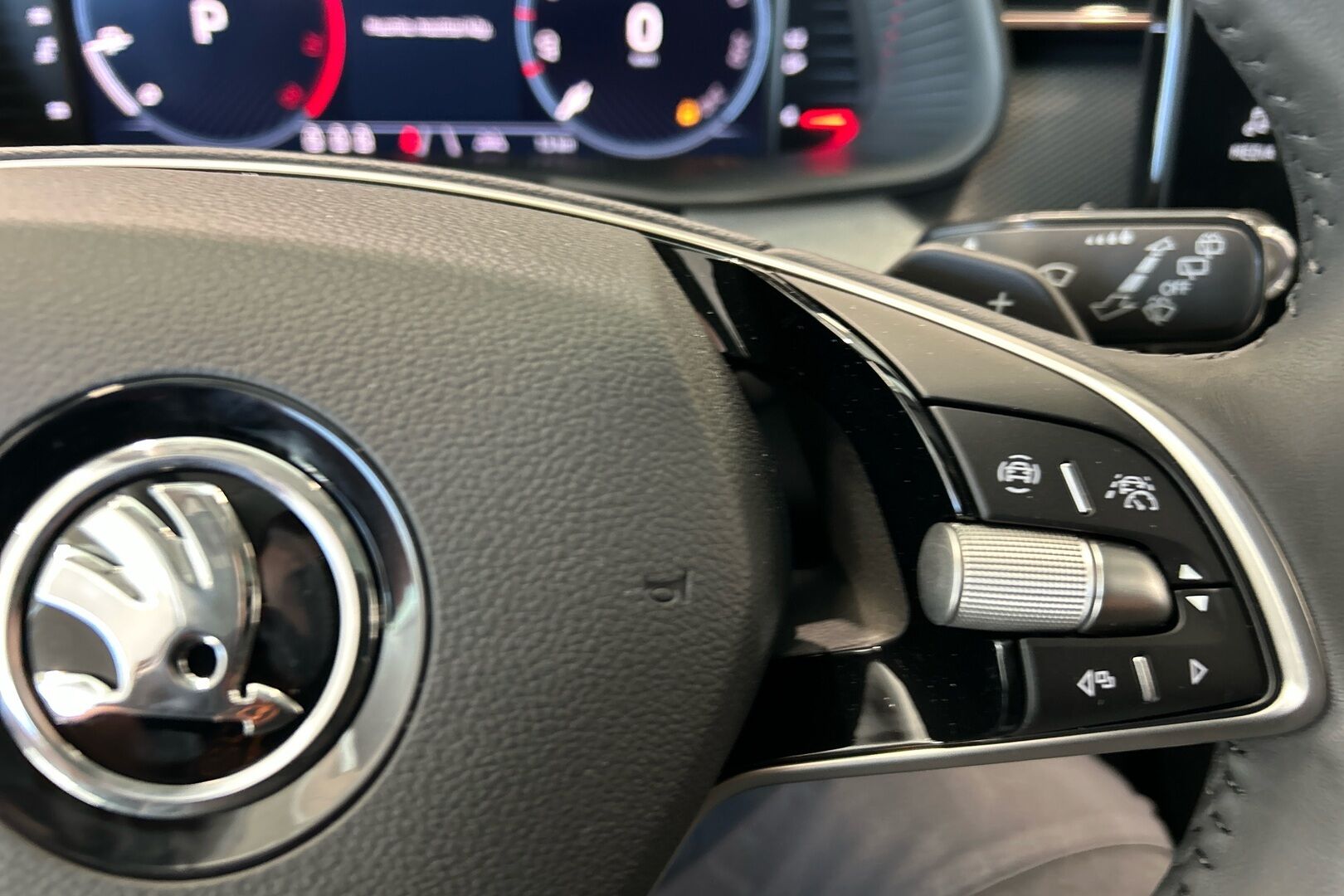 Skoda Scala iso kuva 15