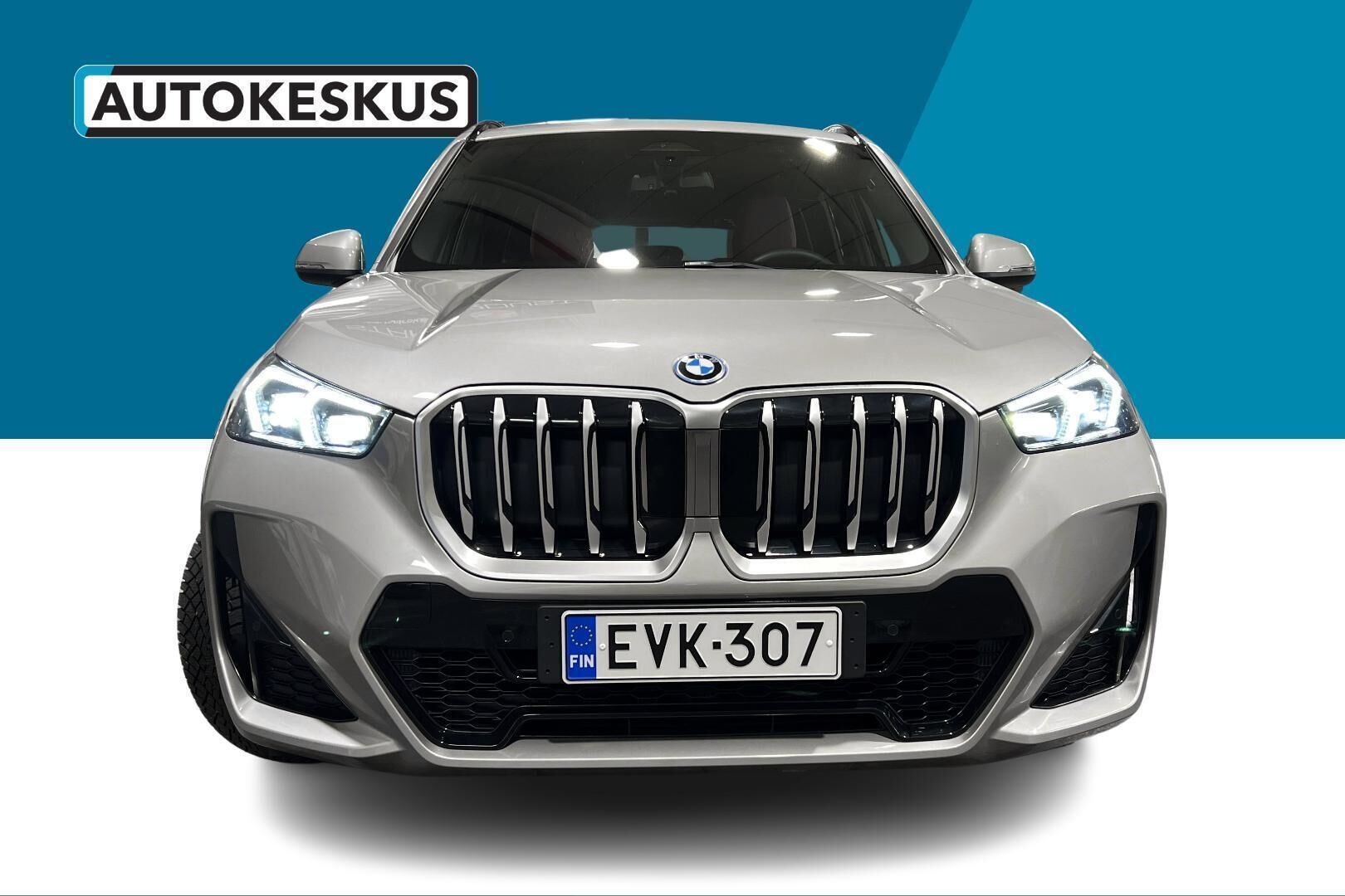 BMW X1 iso kuva 15