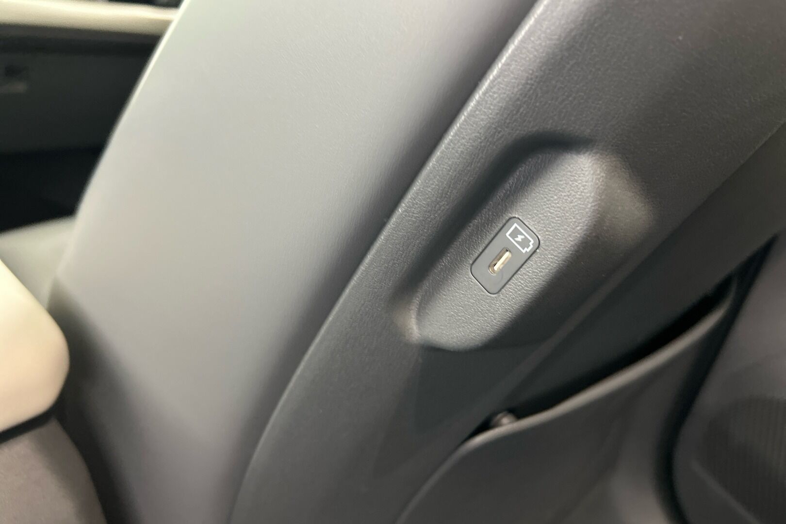 KIA EV3 iso kuva 24