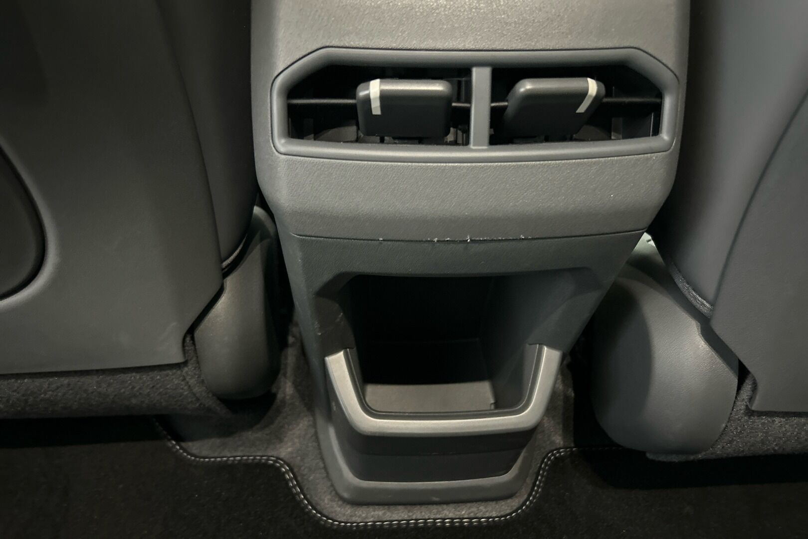 KIA EV3 iso kuva 25