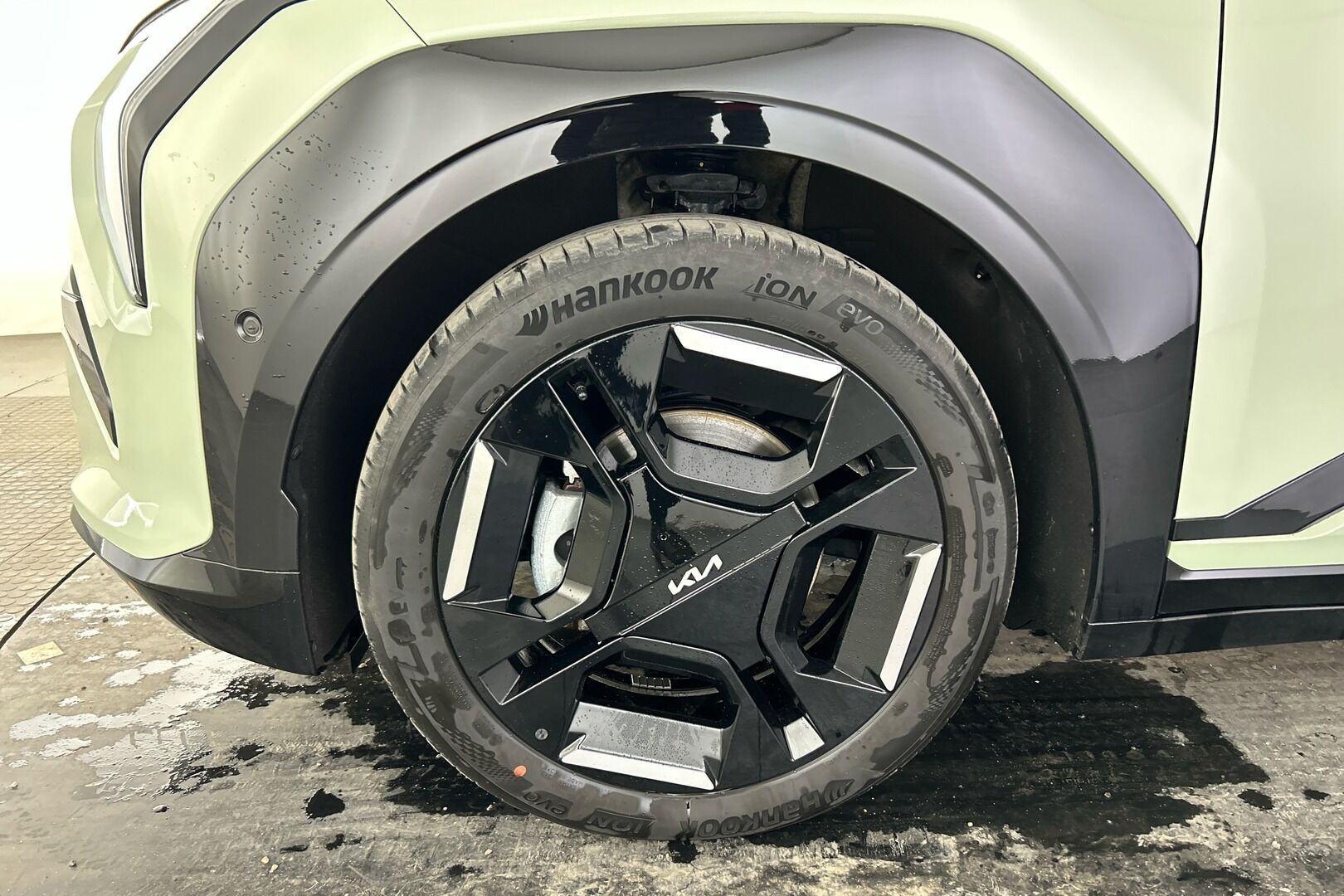KIA EV3 iso kuva 9