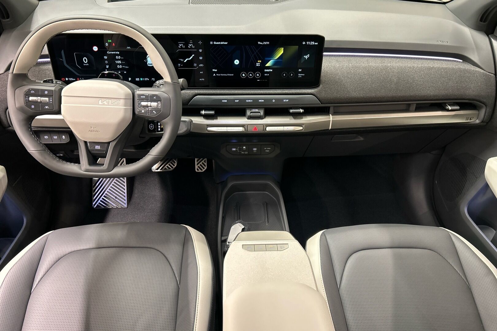 Kia EV3 iso kuva 6