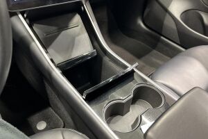 Tesla Model 3 esikatselu 27