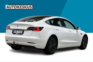 Tesla Model 3 esikatselu 5