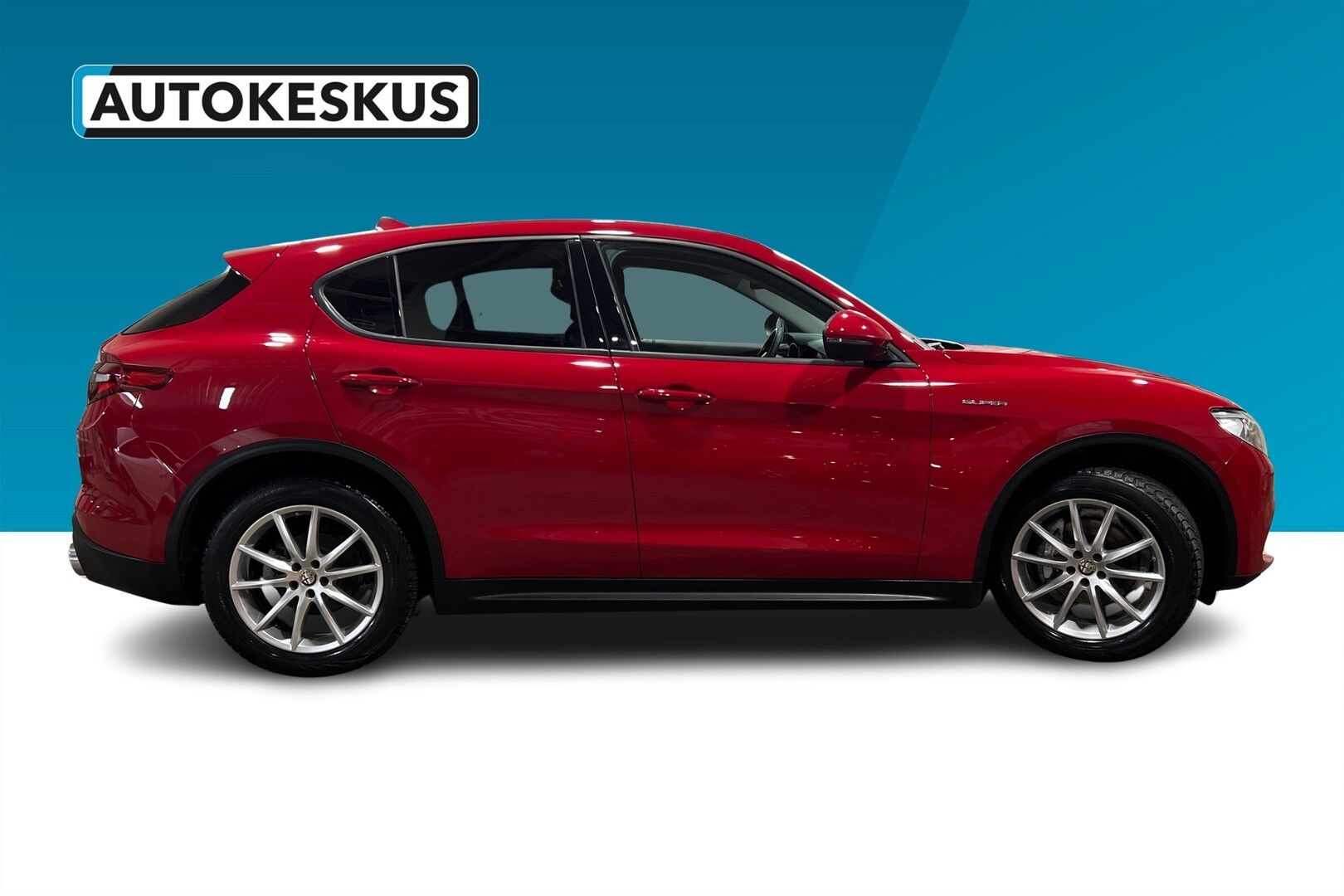Alfa Romeo Stelvio iso kuva 9