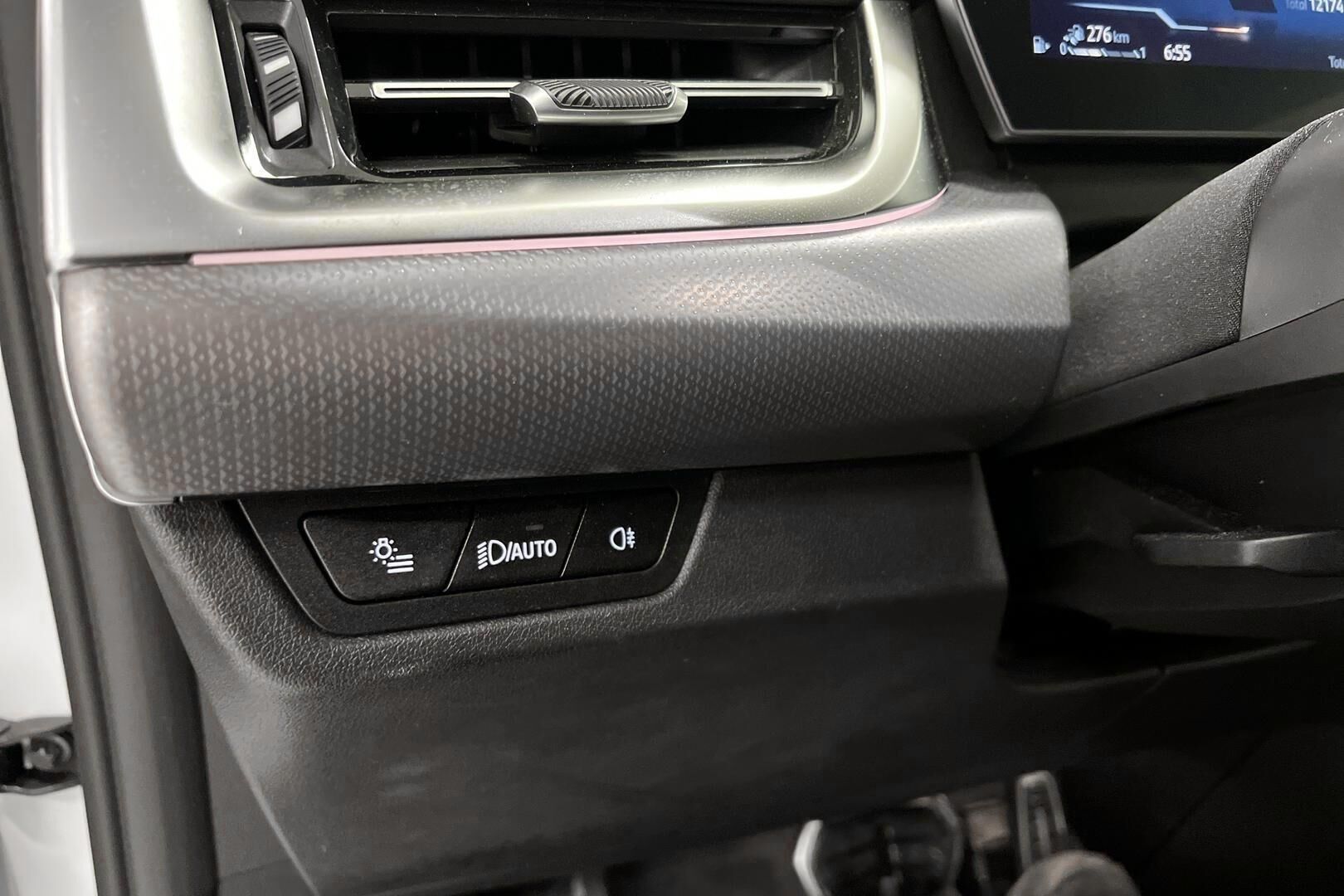 BMW X1 iso kuva 20