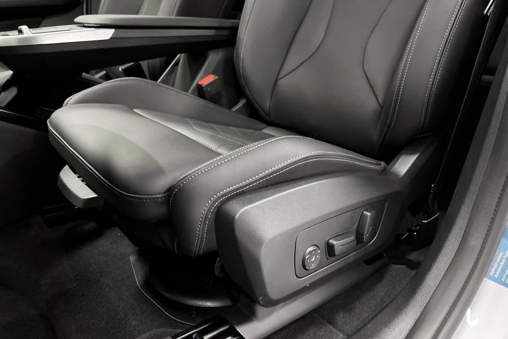 BMW X1 iso kuva 21