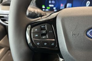 Ford Tourneo Custom esikatselu 15