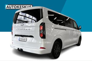 Ford Tourneo Custom esikatselu 3