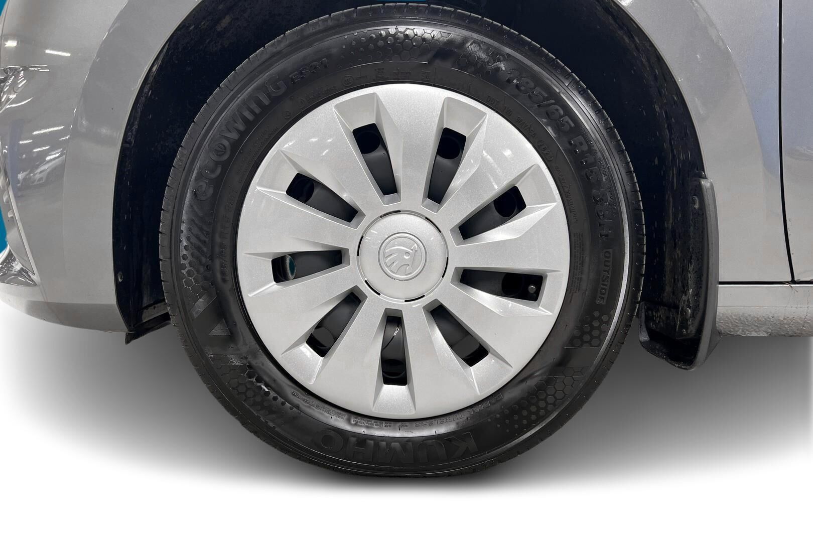 Skoda Fabia iso kuva 12