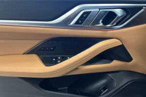 BMW i4 esikatselu 14