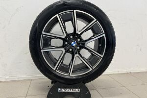 BMW i4 esikatselu 20