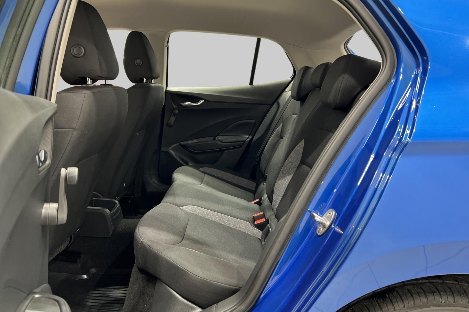 Skoda Fabia iso kuva 10