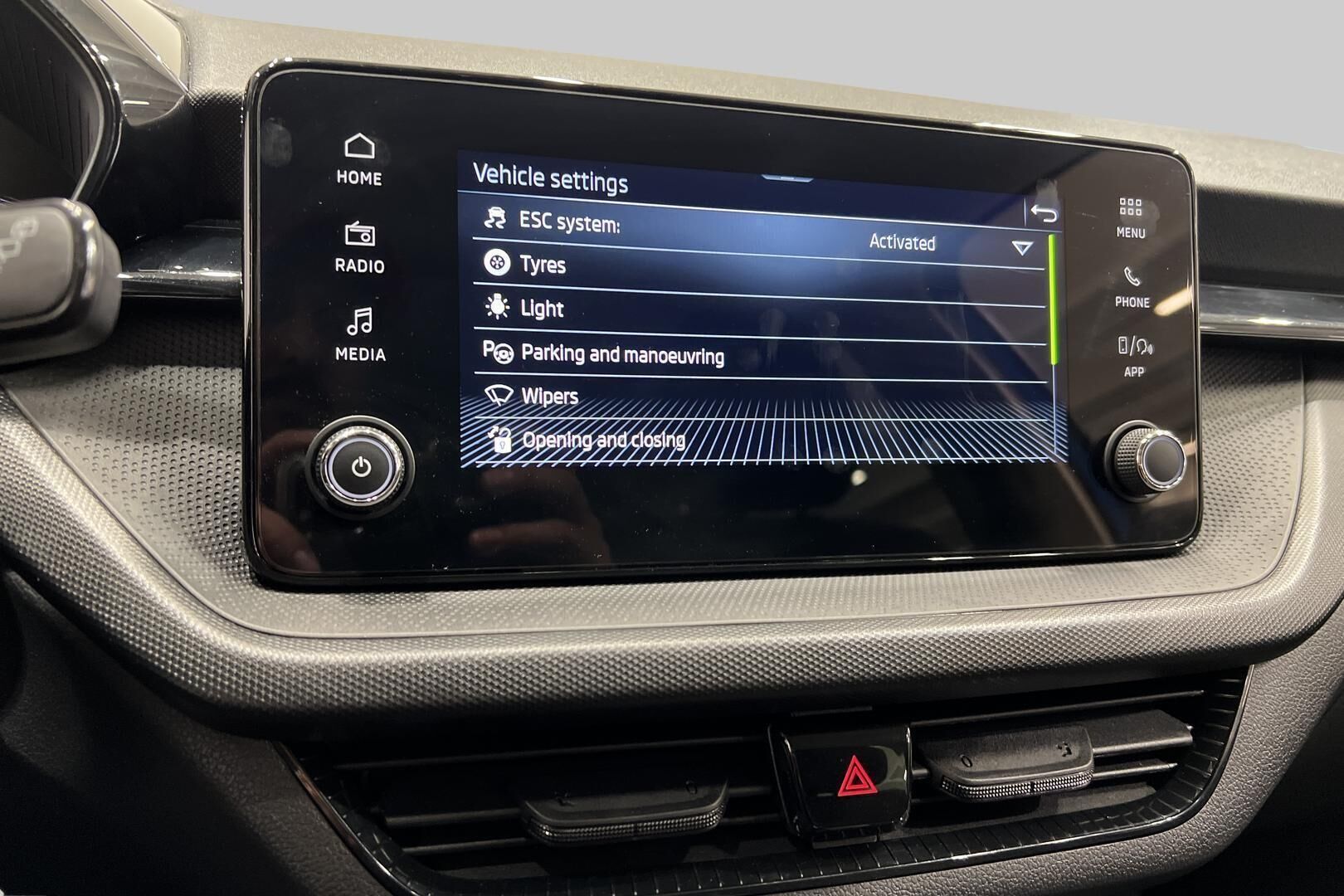 Skoda Fabia iso kuva 18
