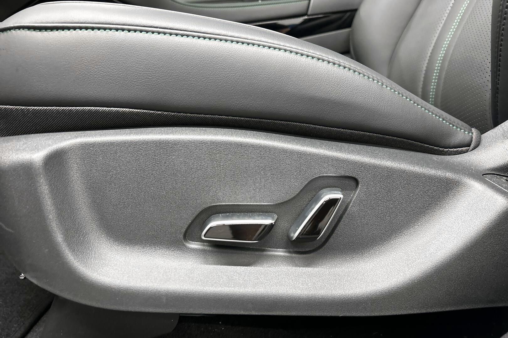 BYD Seal U iso kuva 21