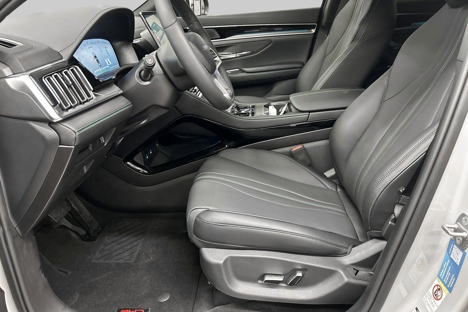 BYD Seal U iso kuva 8