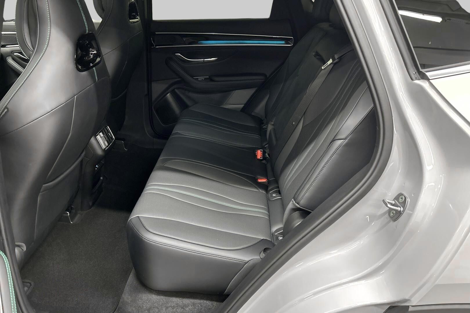 BYD Seal U iso kuva 9