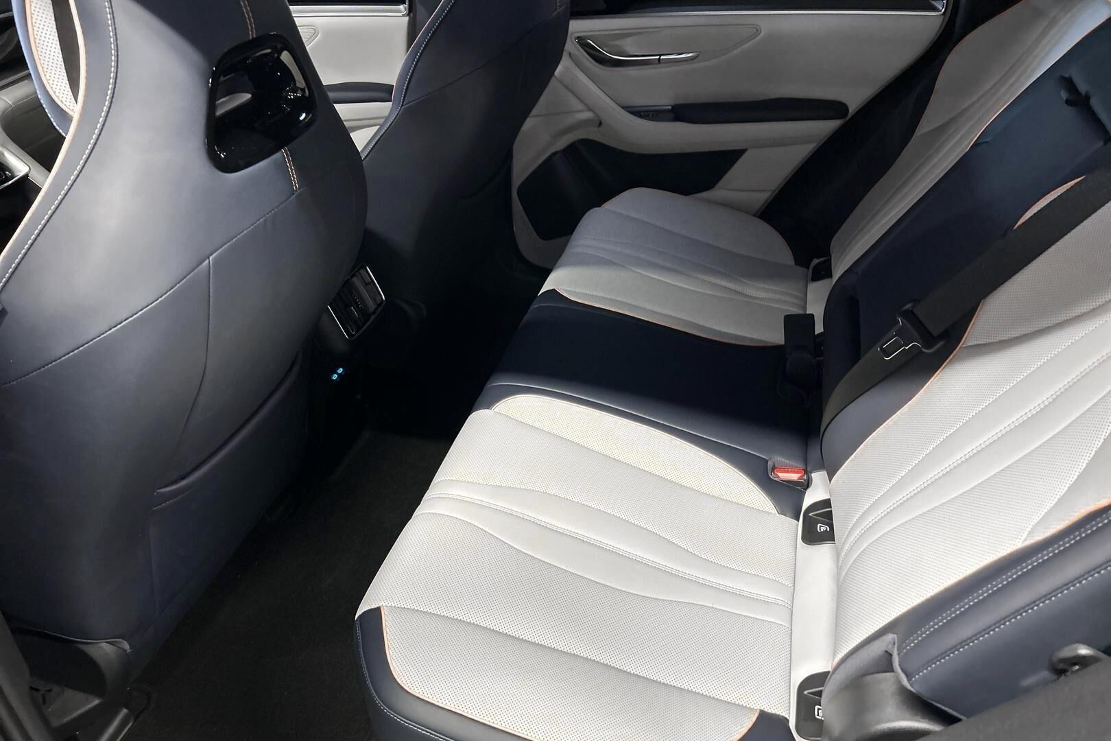 BYD Seal U iso kuva 10