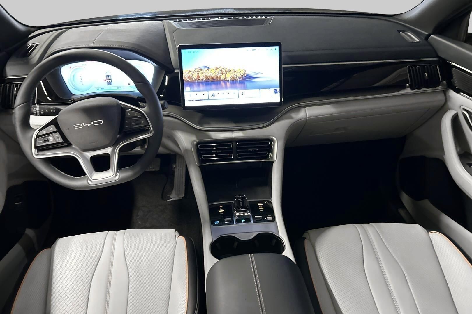 BYD Seal U iso kuva 11