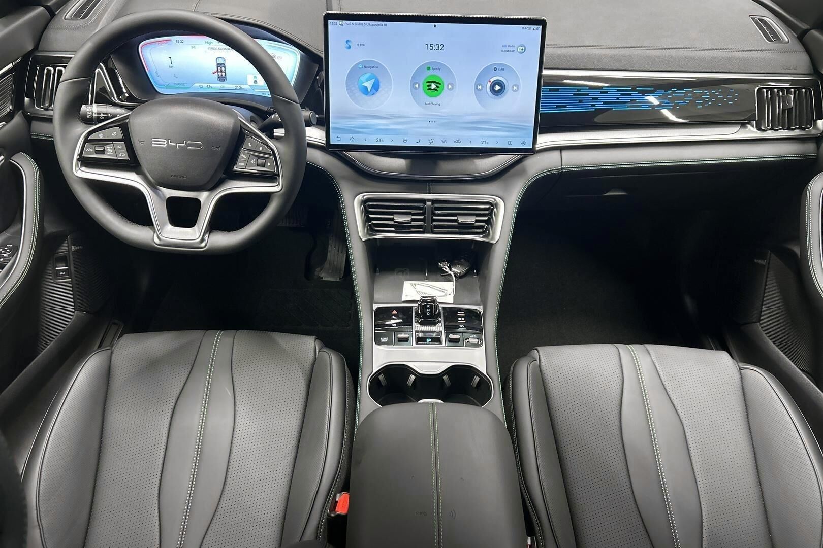 BYD Seal U iso kuva 10