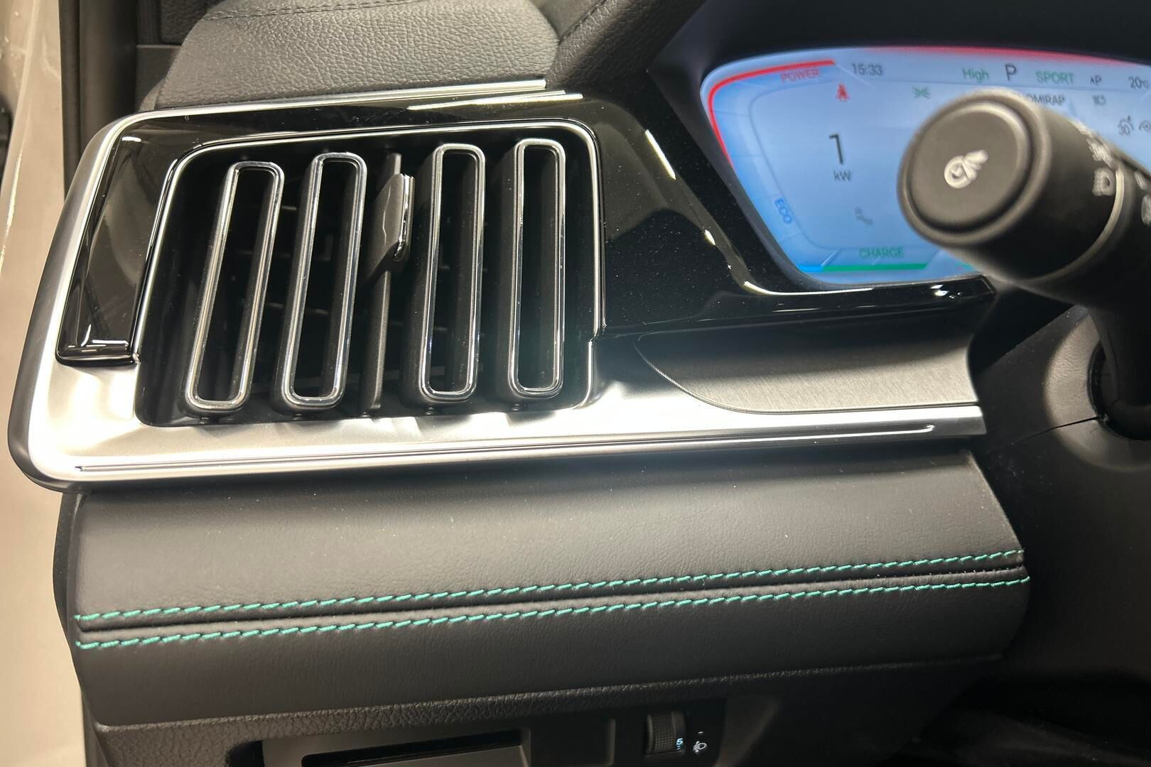 BYD Seal U iso kuva 19