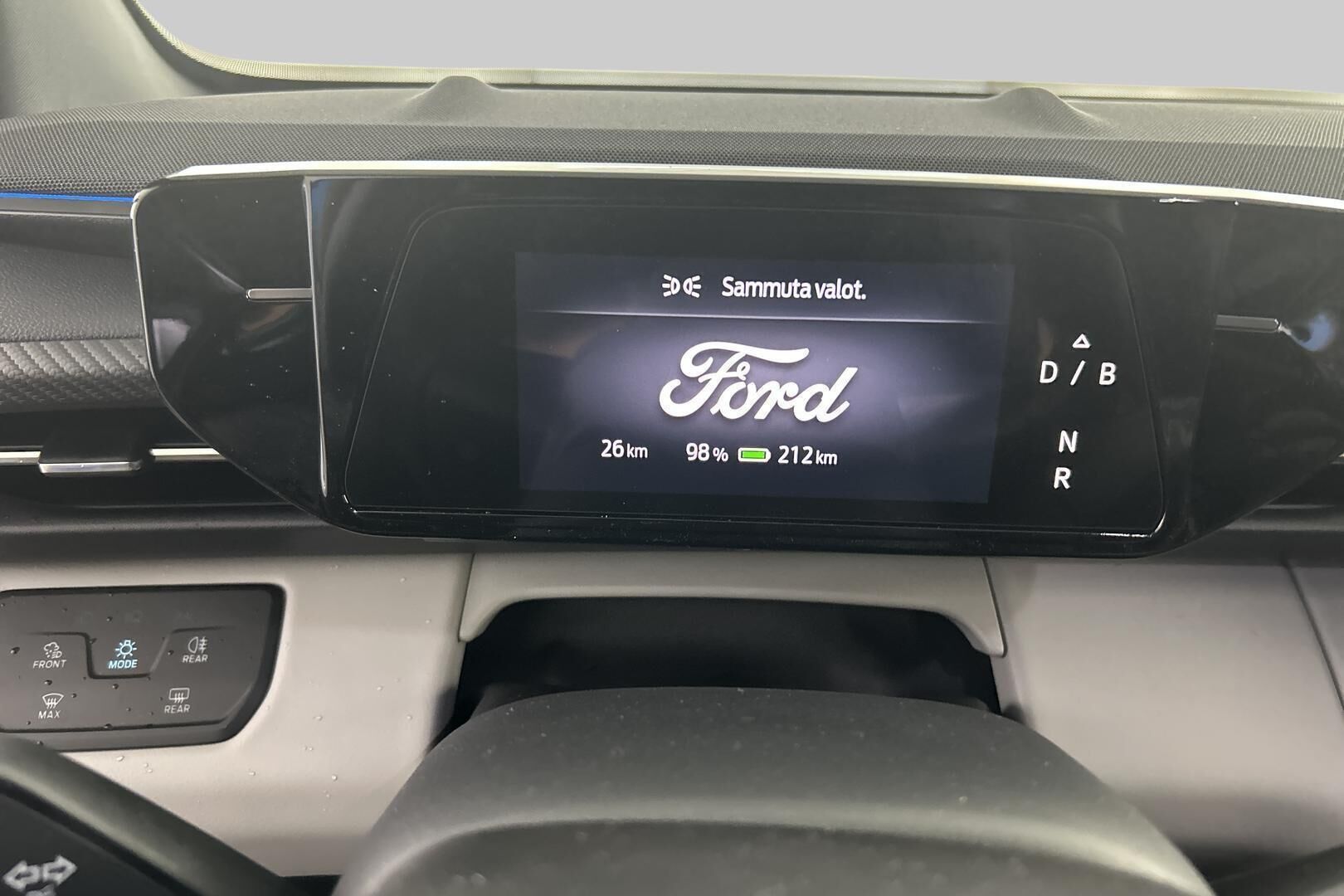 Ford Capri iso kuva 15