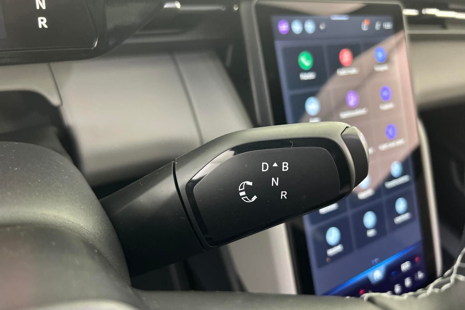 Ford Capri iso kuva 25