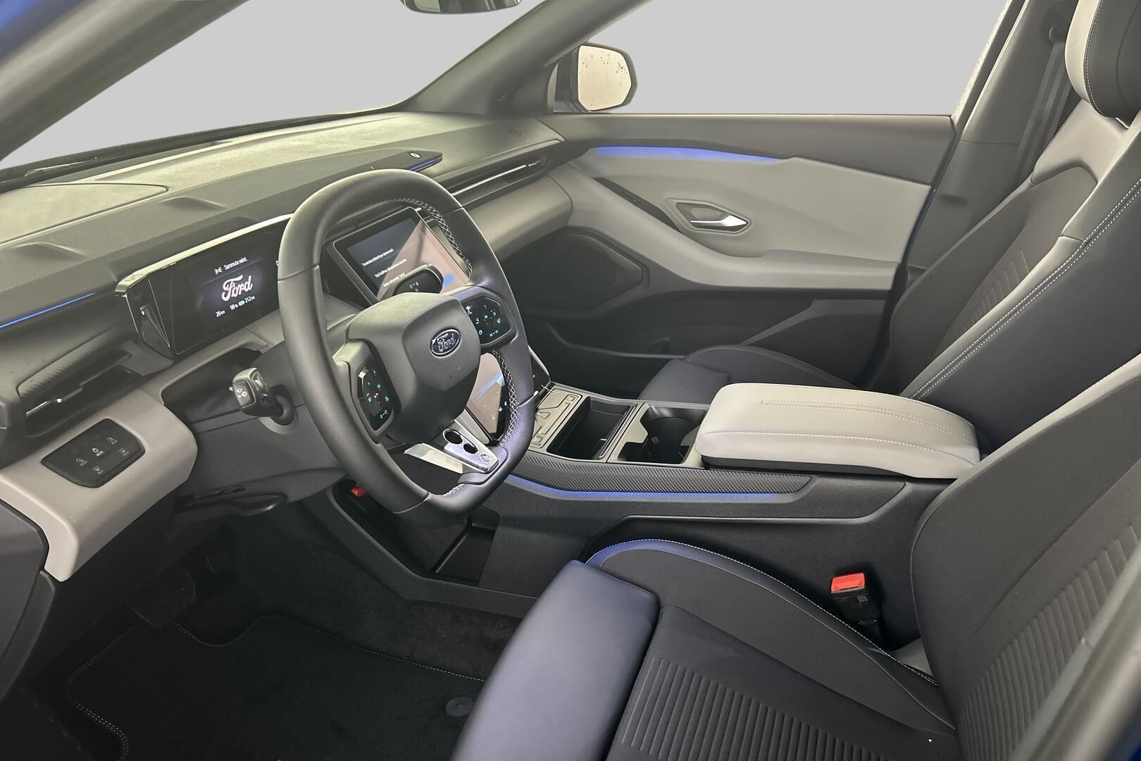 Ford Capri iso kuva 8