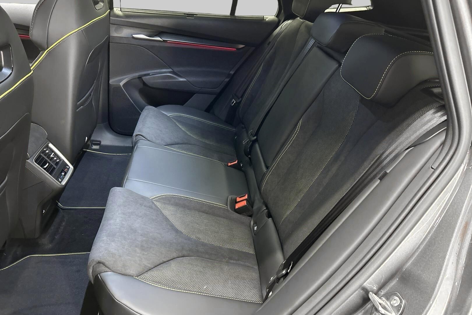 Skoda Enyaq iso kuva 9