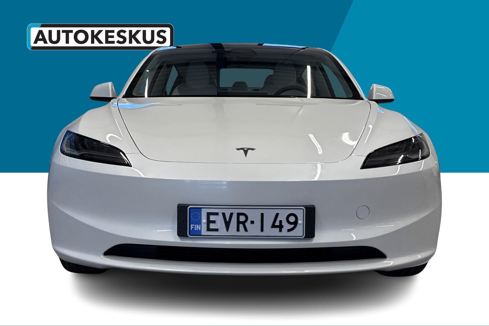 Tesla Model 3 iso kuva 2