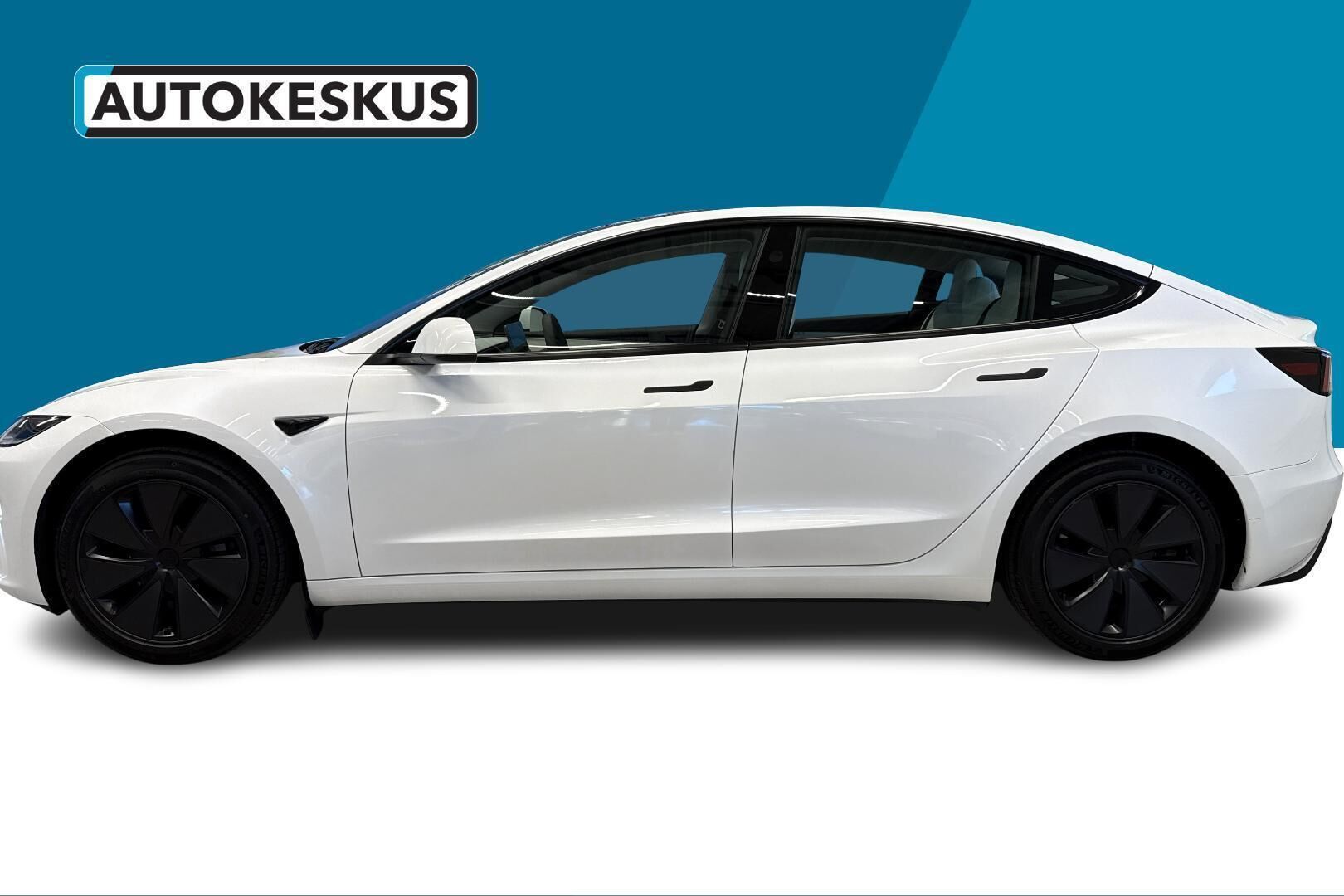 Tesla Model 3 iso kuva 8