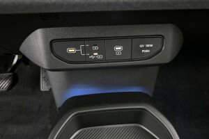 KIA EV4 esikatselu 16