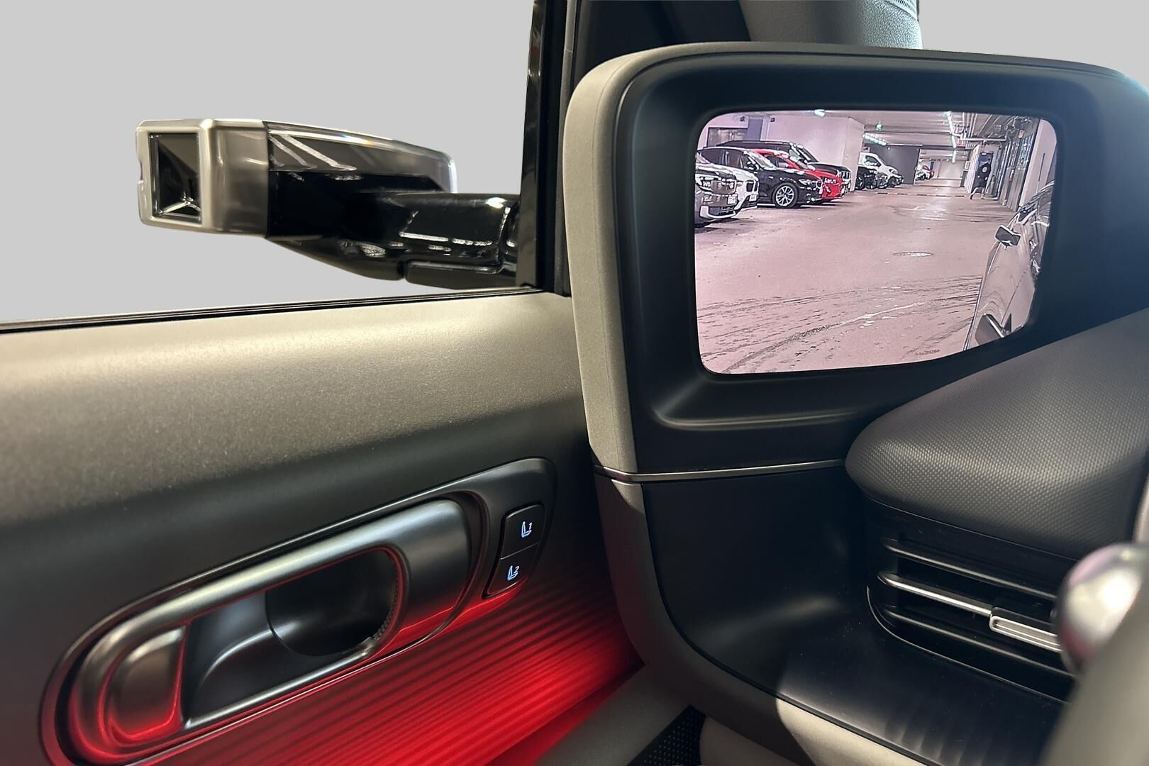 Hyundai IONIQ 6 iso kuva 22