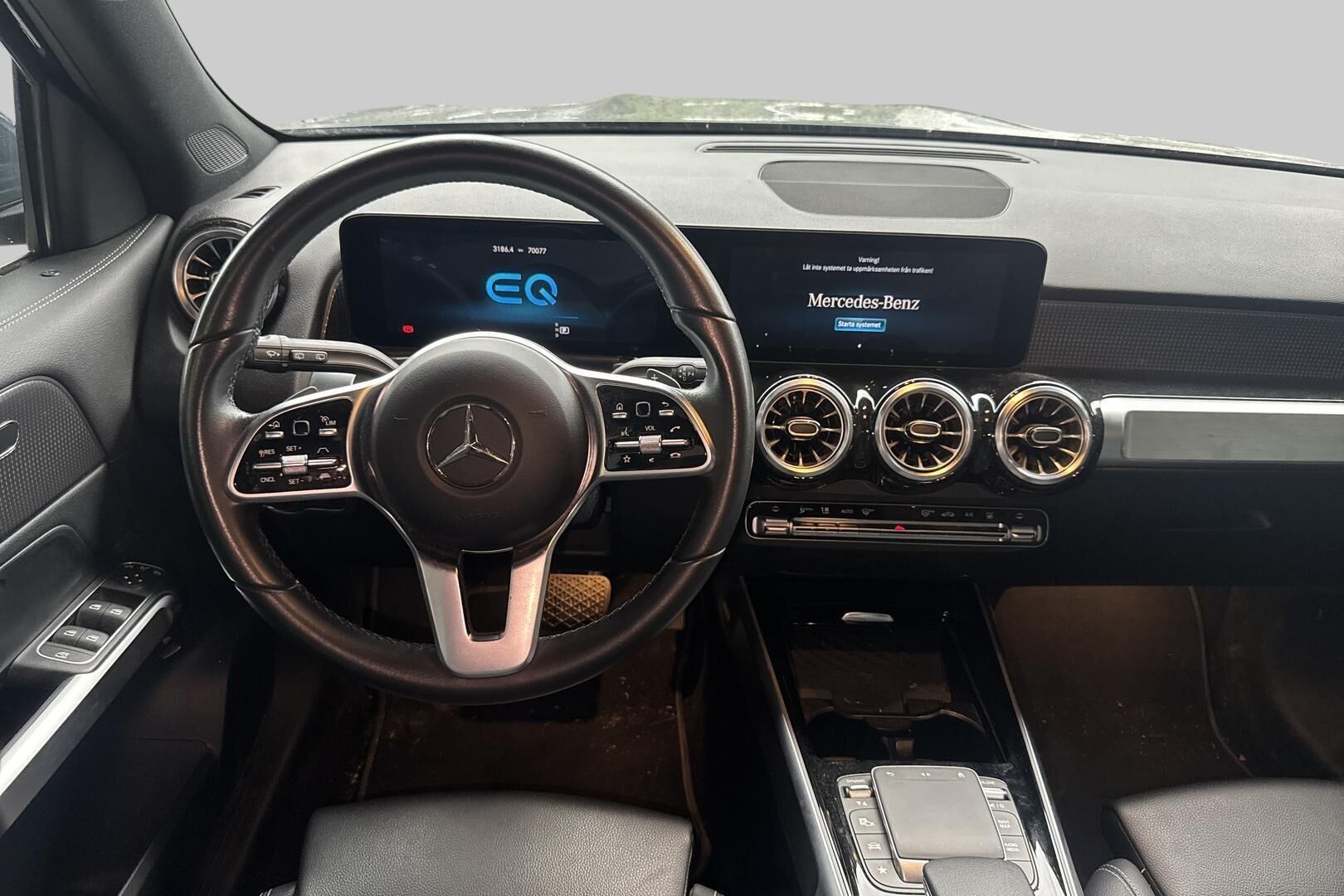 Mercedes-Benz EQB iso kuva 2