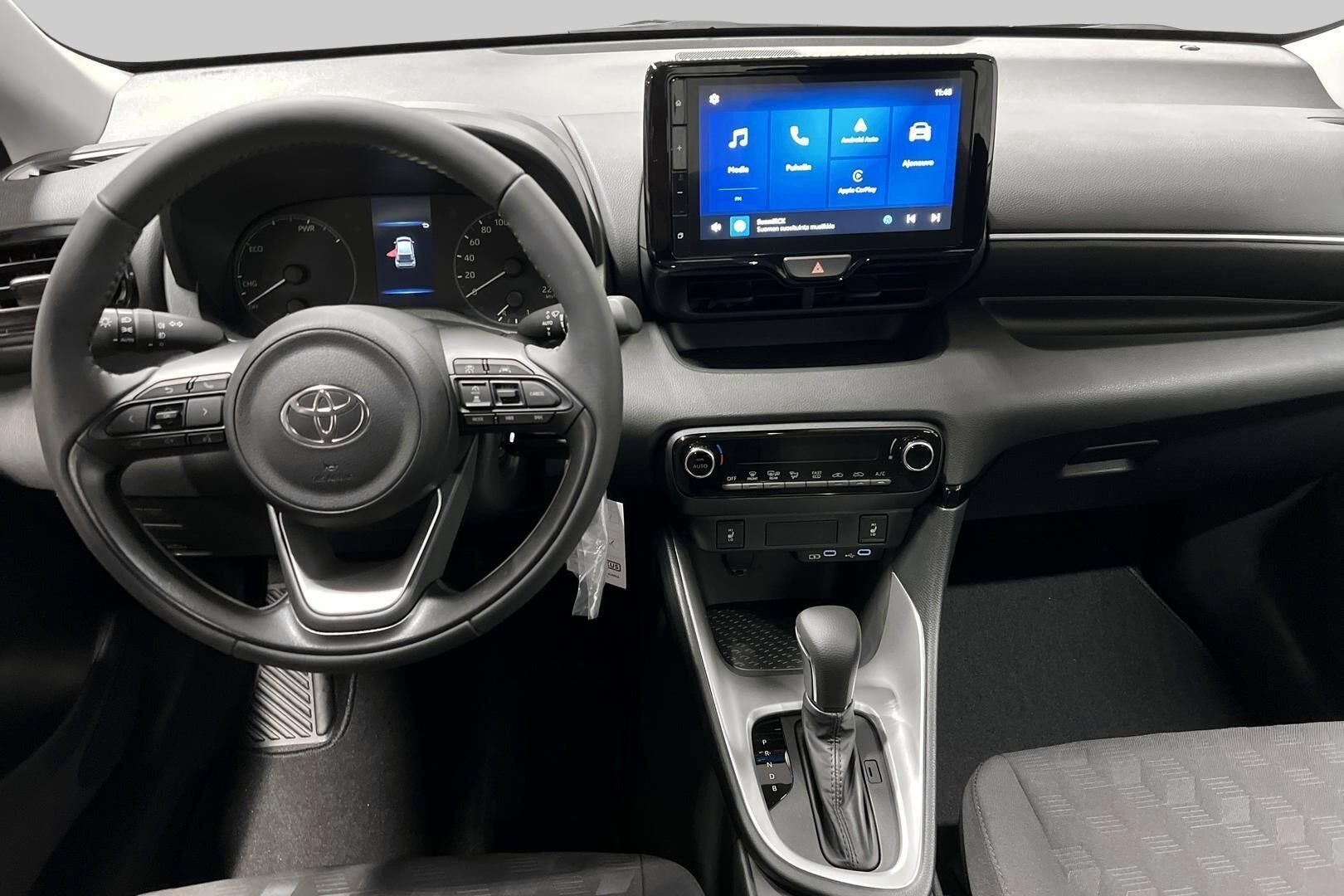 Toyota Yaris iso kuva 10