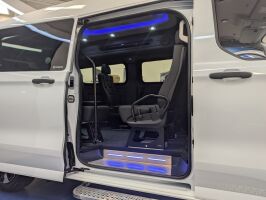 Ford Transit Custom esikatselu 6