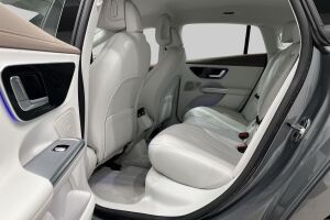 MERCEDES-BENZ EQE esikatselu 9