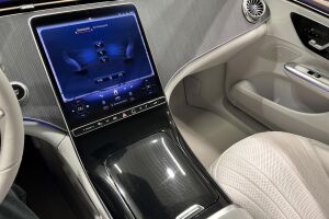 MERCEDES-BENZ EQE esikatselu 21