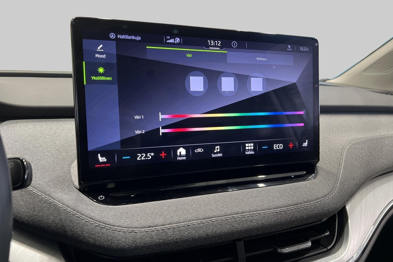 SKODA ENYAQ iso kuva 20