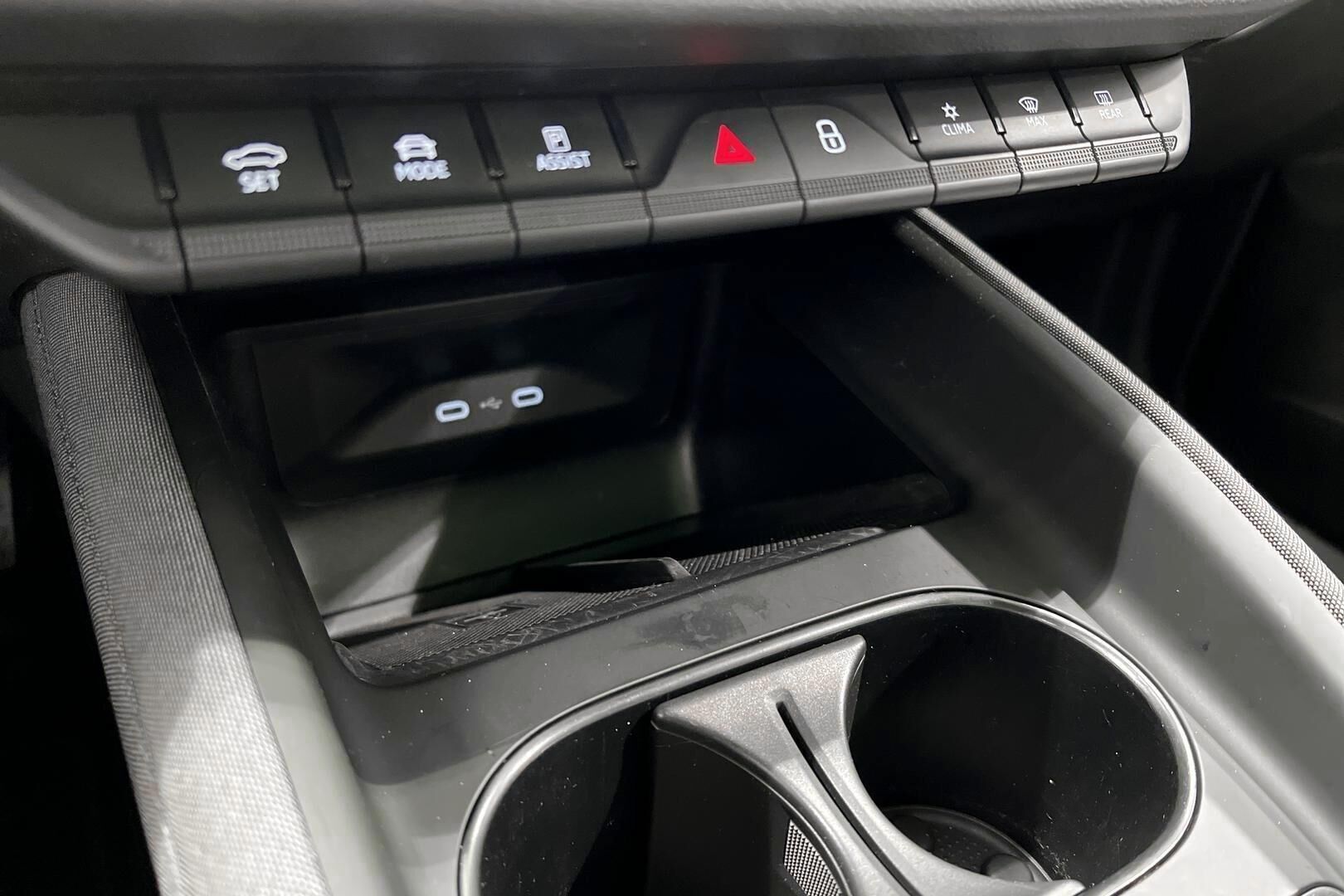 SKODA ENYAQ iso kuva 23