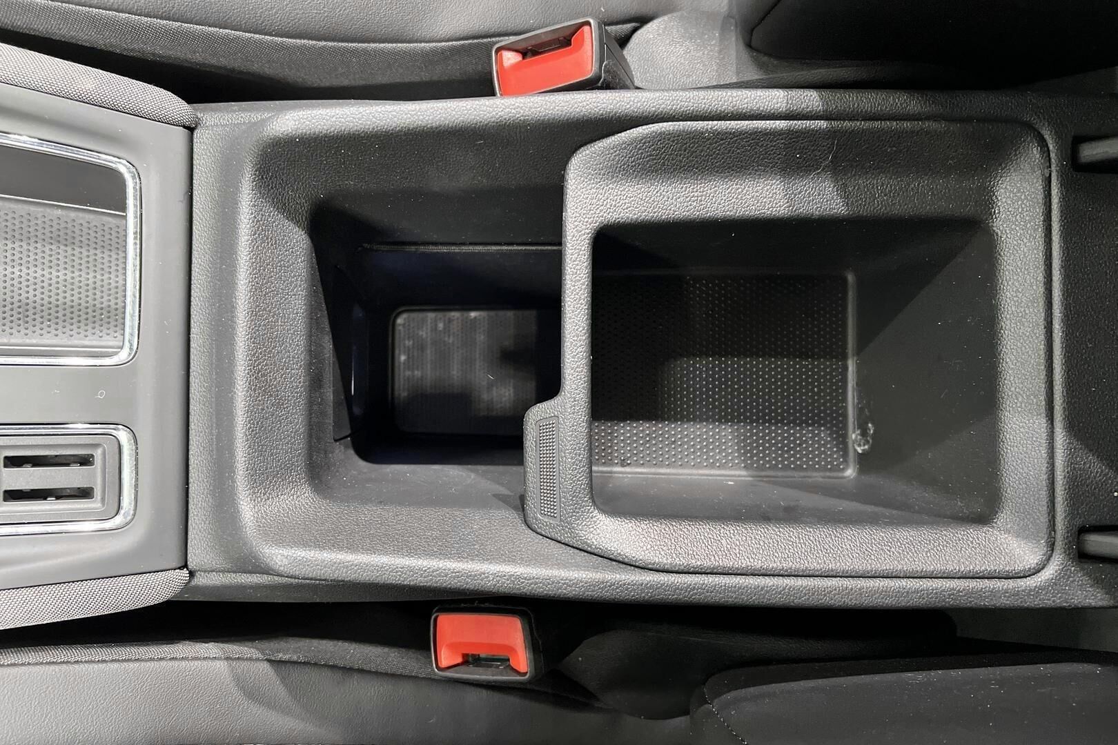 SKODA ENYAQ iso kuva 25