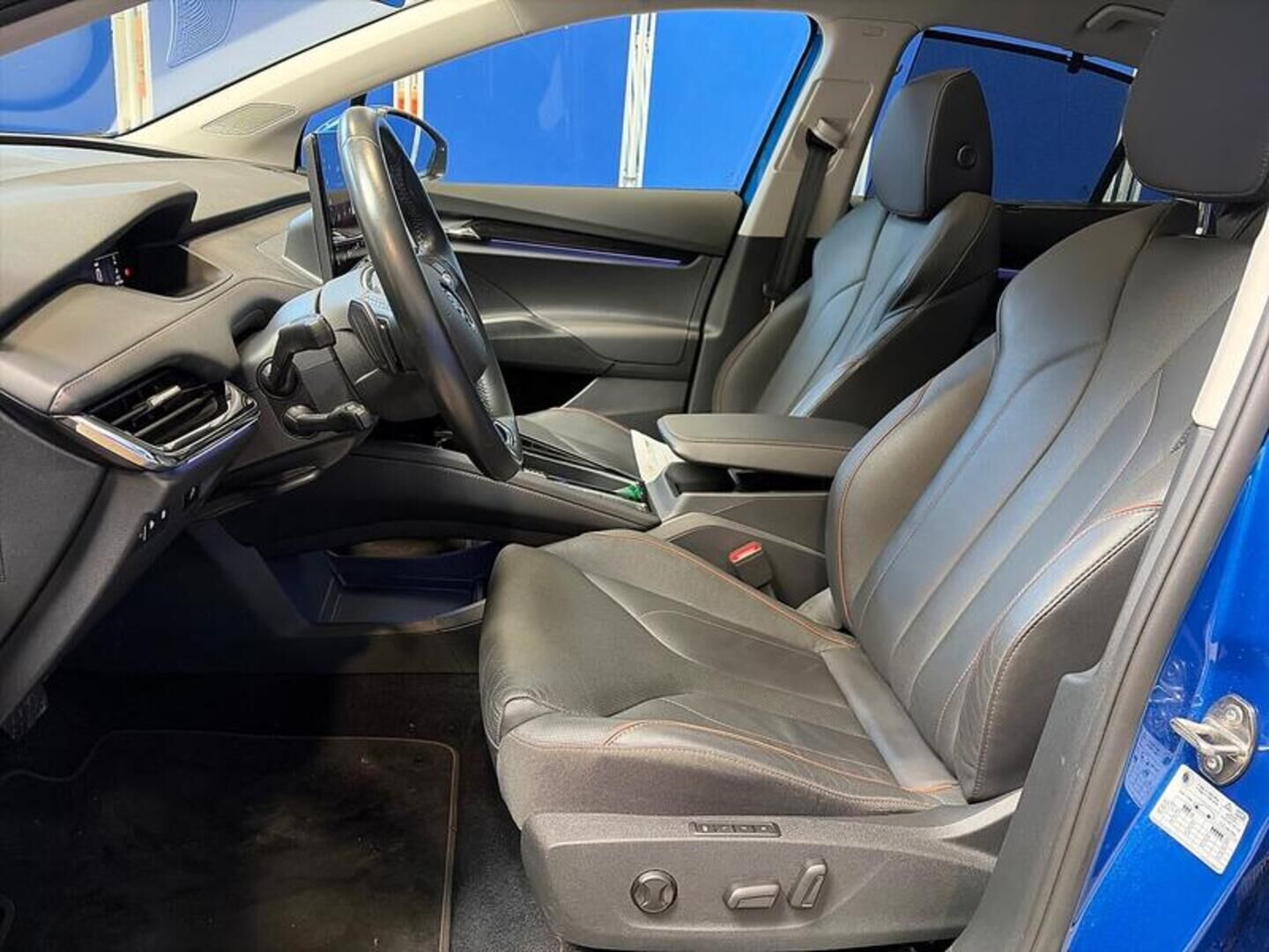 SKODA ENYAQ iso kuva 1