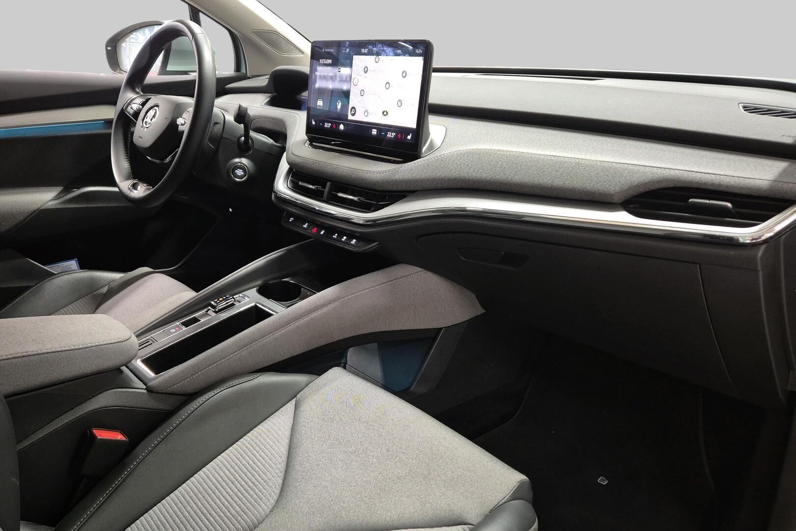SKODA ENYAQ iso kuva 4