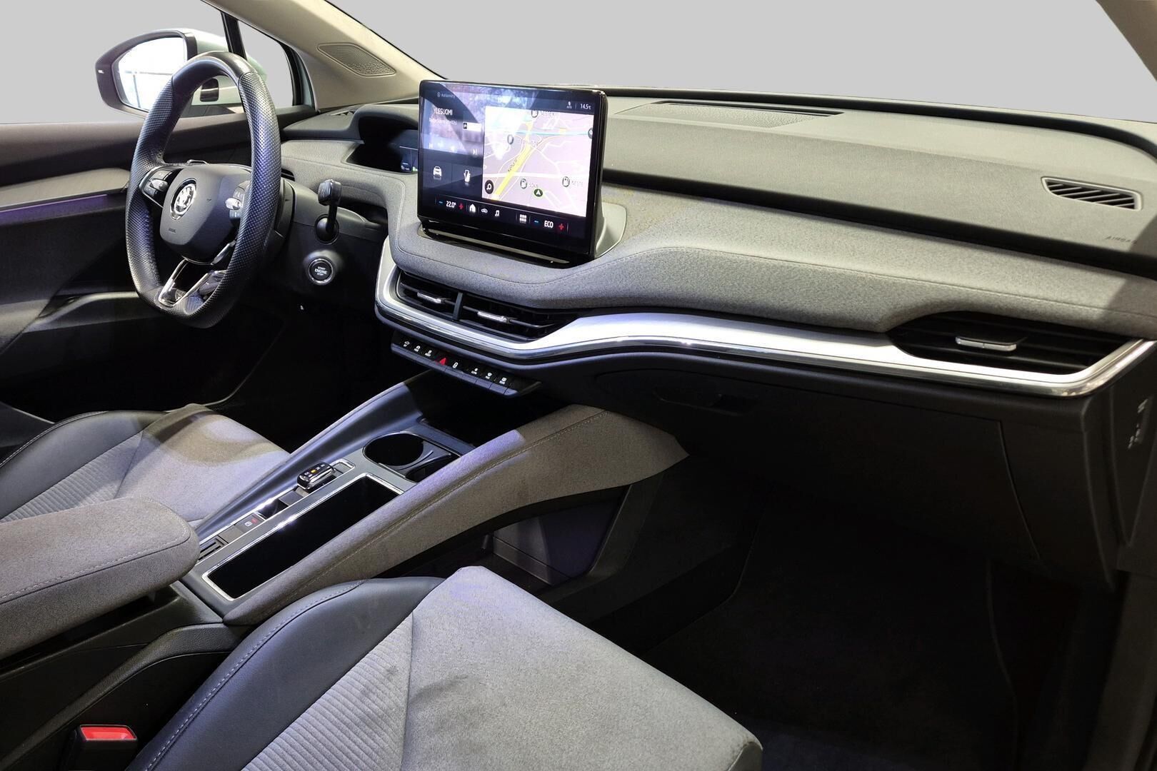 SKODA ENYAQ iso kuva 5