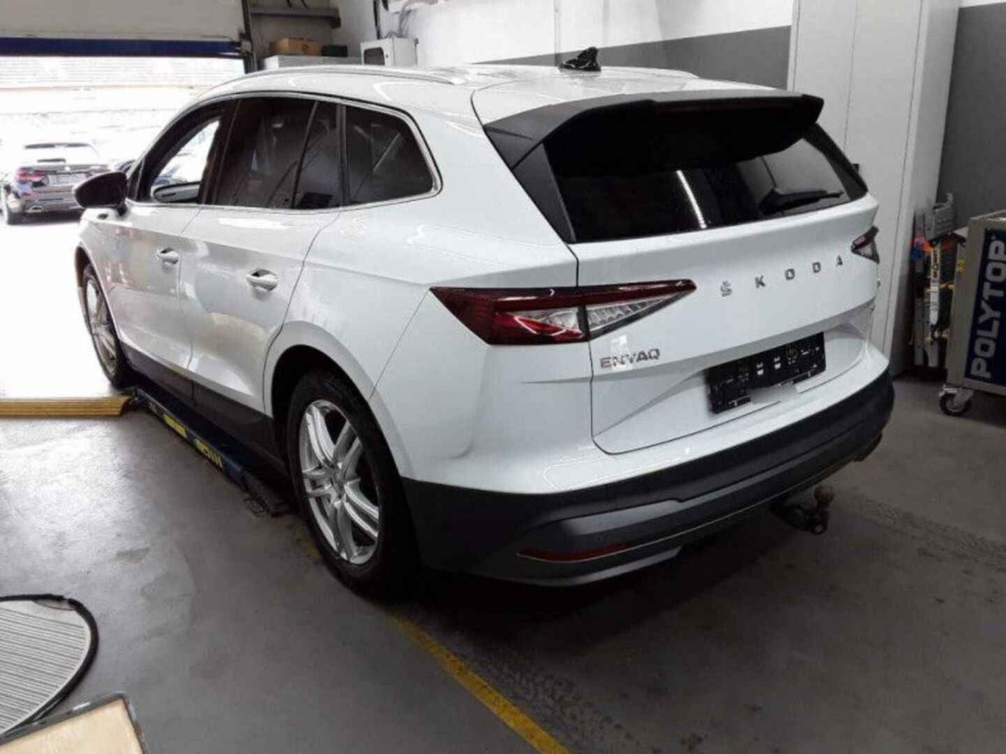 SKODA ENYAQ iso kuva 1