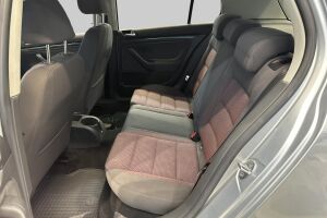 Volkswagen Golf esikatselu 8