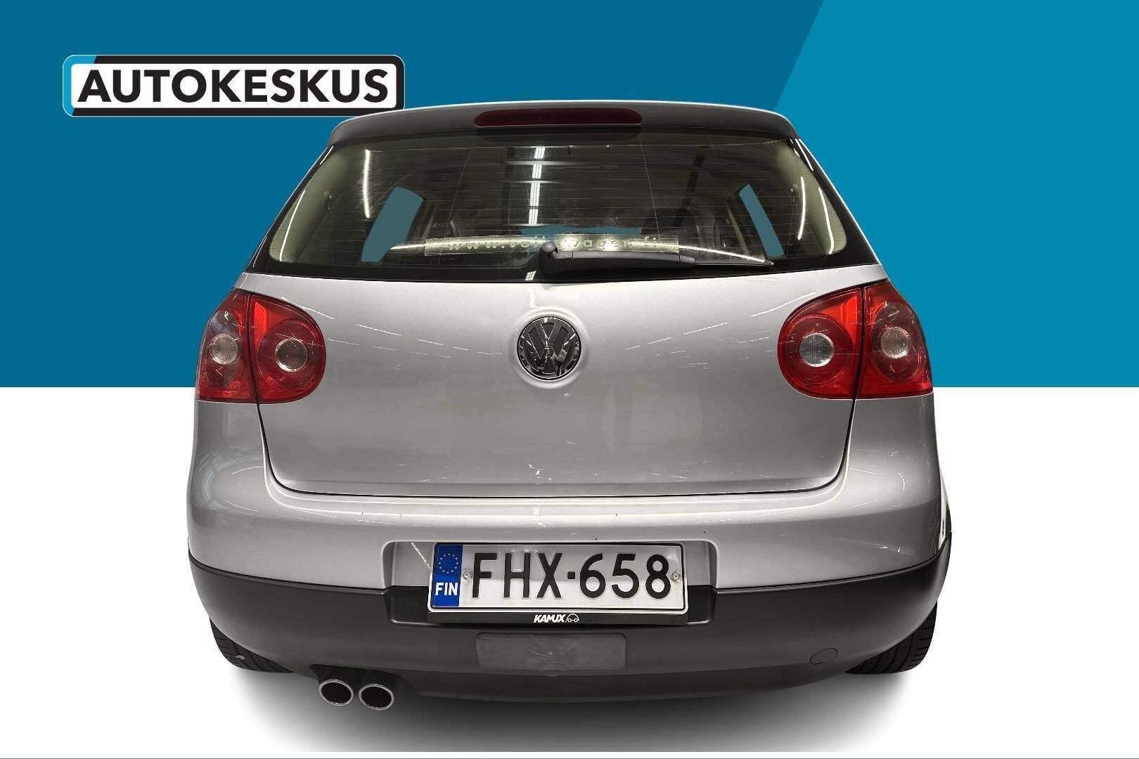 Volkswagen Golf iso kuva 5