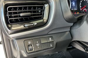 Kia Stonic esikatselu 14