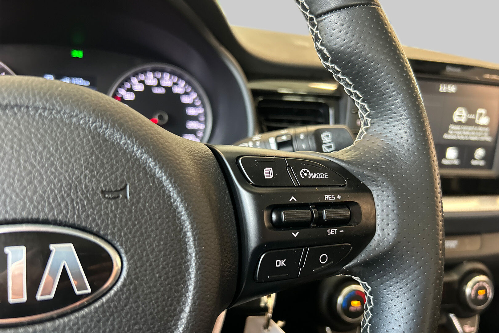 Kia Stonic iso kuva 16