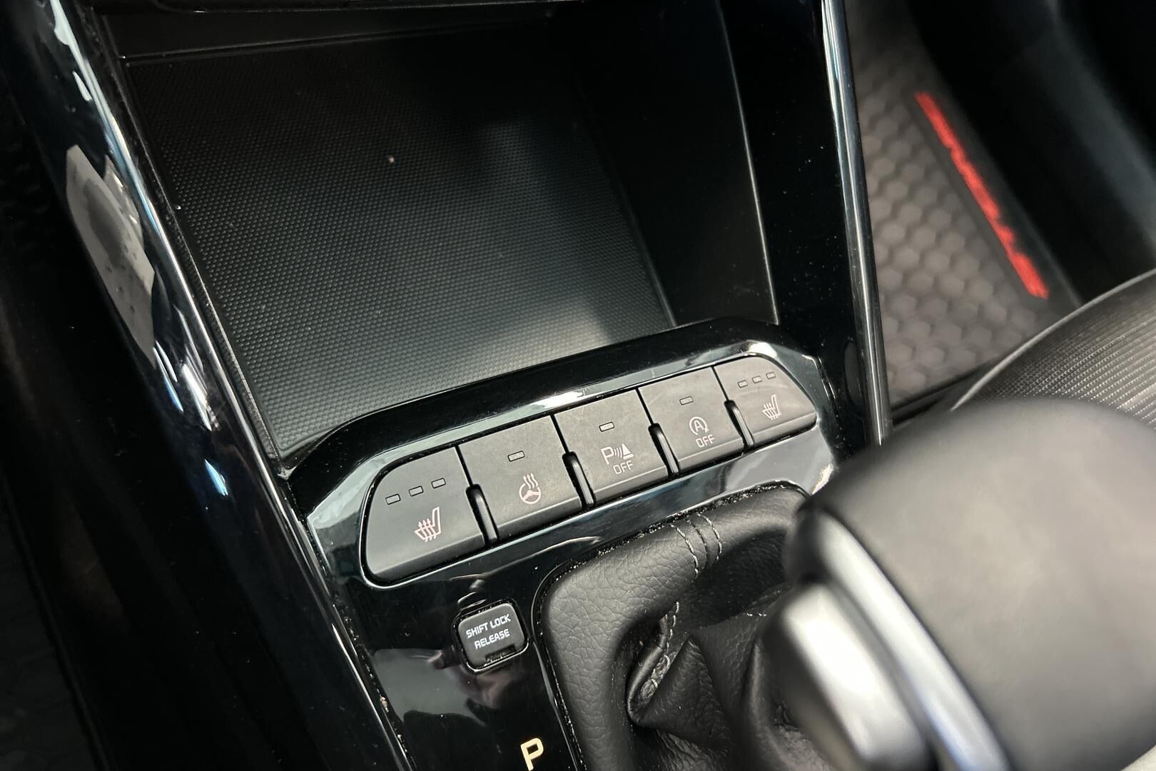 Kia Stonic iso kuva 20